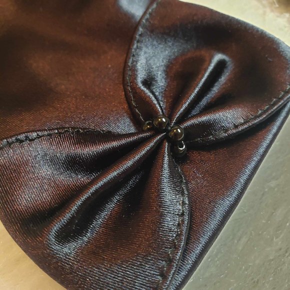 Van Raalte Women's Special Occasion Evening Gloves Black Bow Cuff with beads OS - Picture 2 of 7